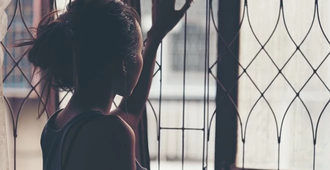 Η μοναξιά αυξάνει τον κίνδυνο άνοιας έως κατά 40%, σύμφωνα με νέα έρευνα